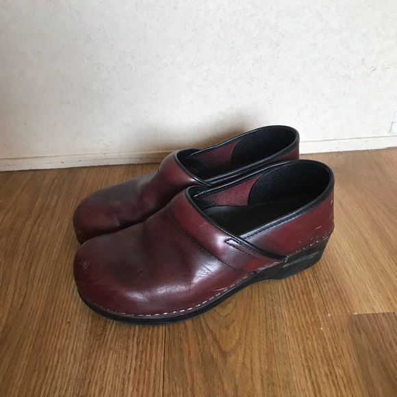 Women’s size 40 dansko - Picture 2 of 4